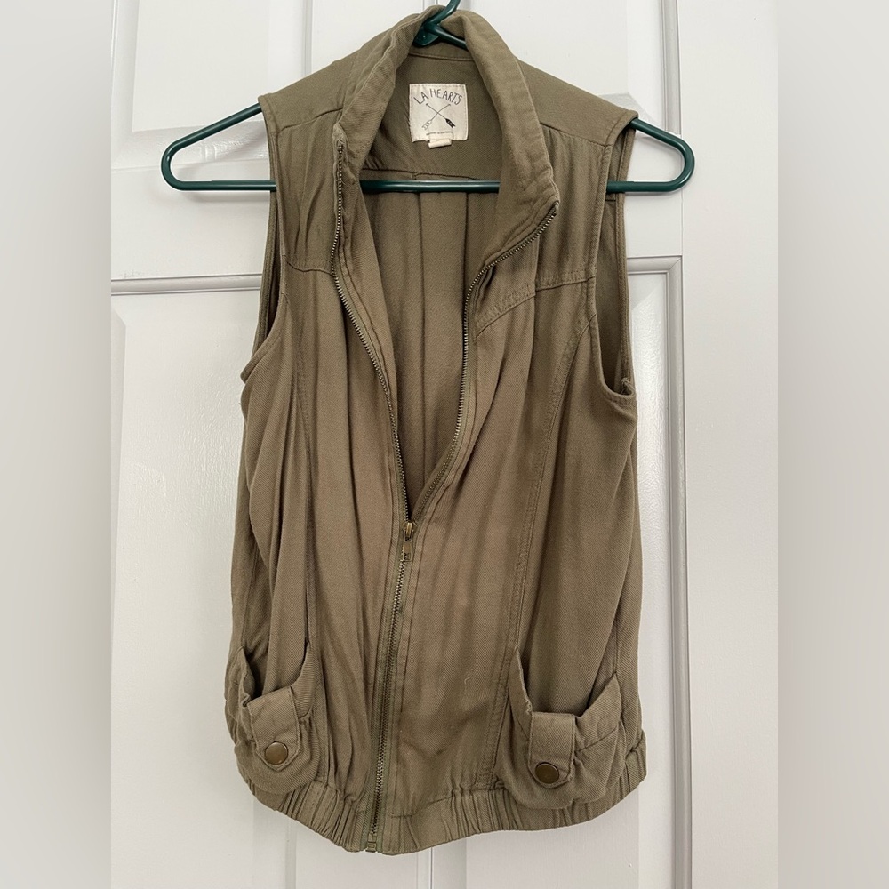 La Hearts Olive Sleeveless Vest